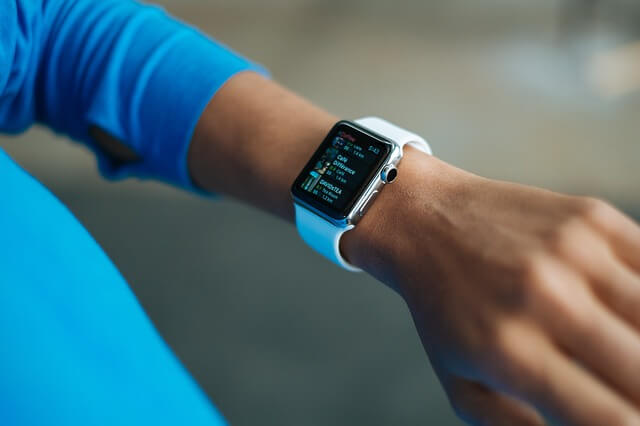 Smartwatch gps z aplikacją mobilną