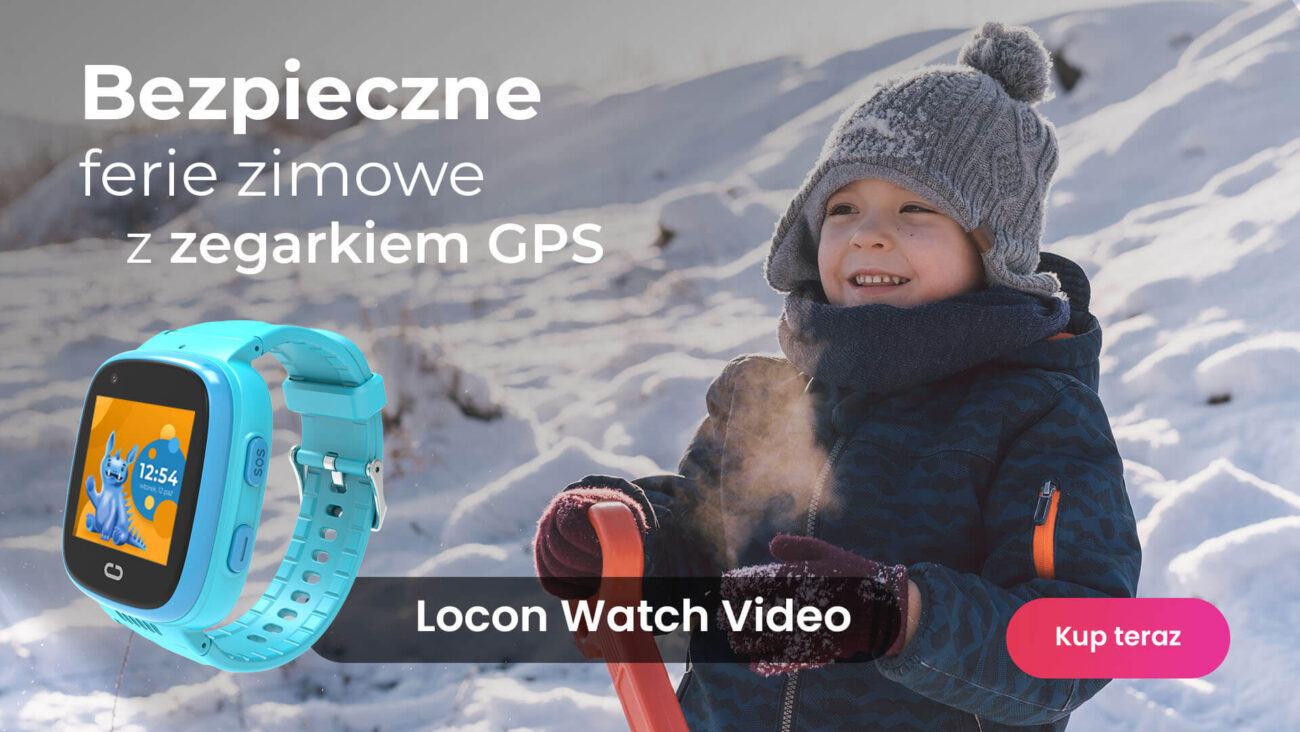 Chłopiec z zegarkiem gps dla dziecka Locon Watch Video podczas ferii zimowych