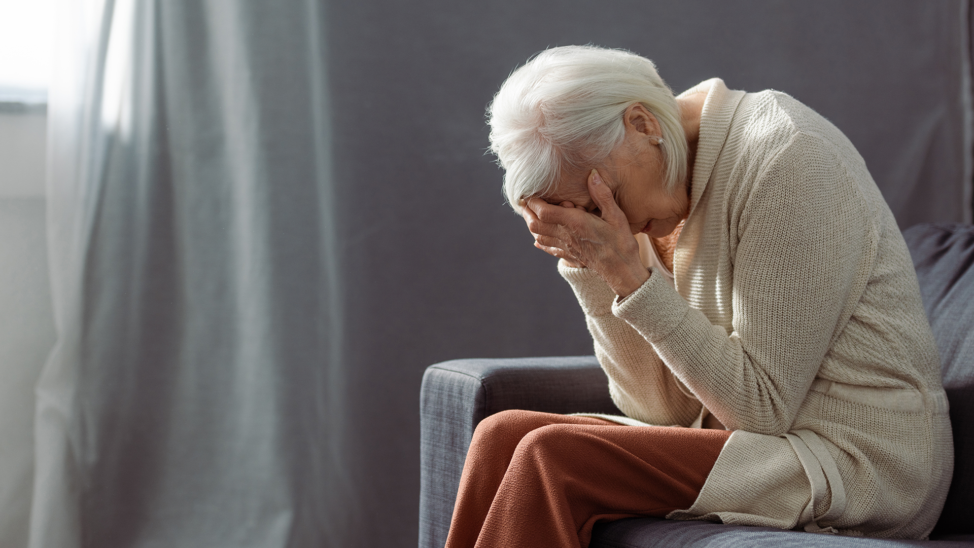 Seniorzy i zdrowie psychiczne — jak radzić sobie z depresją, stresem i innymi problemami emocjonalnymi